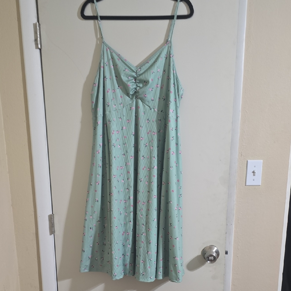 SHEIN Mint Green Floral Chemise